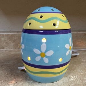 Scentsy Easter Egg warmer